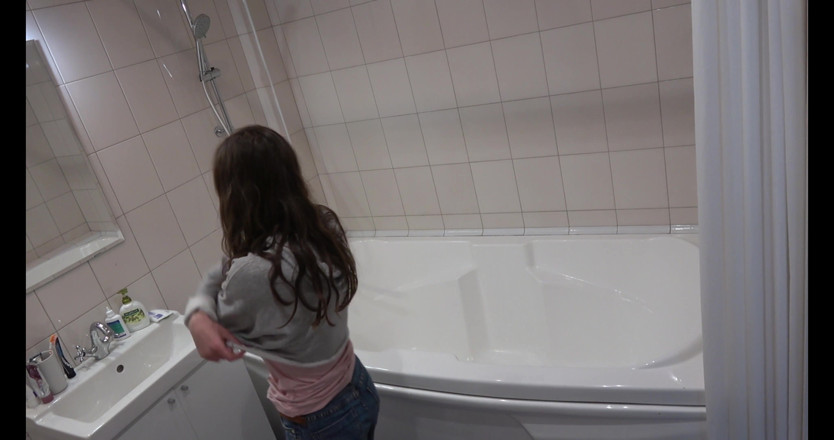 Milfs and Teens: Busty Amateur Teen in the Shower