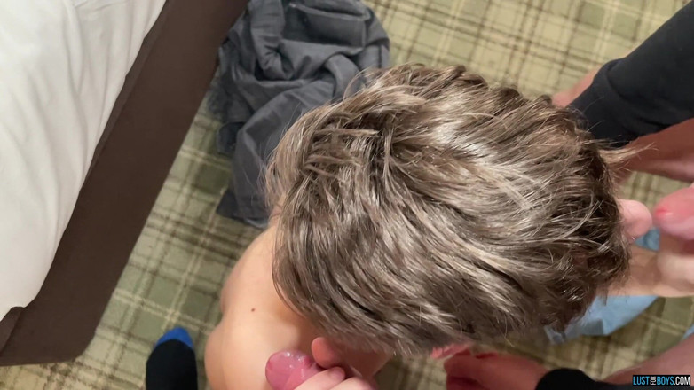 Lust for boys: Verzweifelt nach einem gangbang teil 1