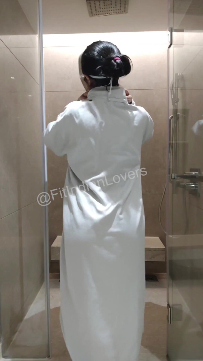 FitIndianLovers: Cuplu indian desi în formă care face sex erotic incitant la...