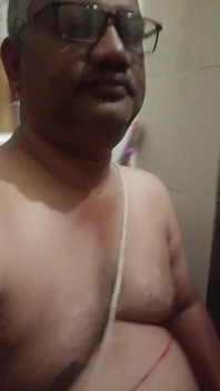 Show Nude Bottom Cock
