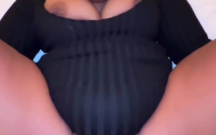 Bigbootybackshotz: Dirty Talking While Taking Massive Cock Missionary