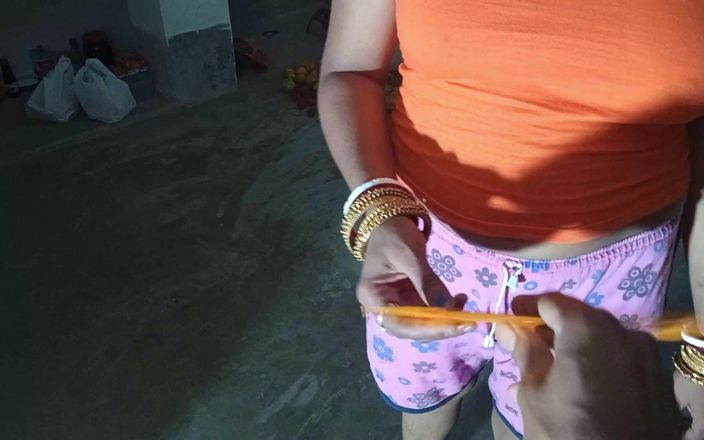 FireeCouple: La bhabhi ji appena sposata è stata fatta in cucina, Lund...