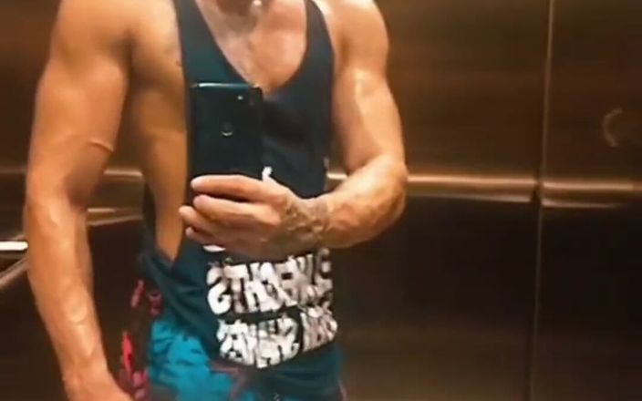 Hisak Hard X: Gel beni em