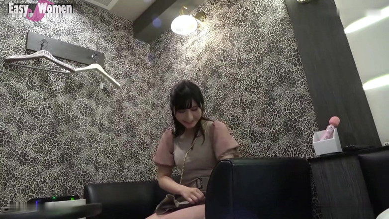 A case of fling: Asian Angel 24329
