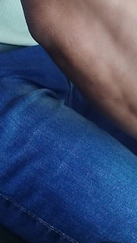 Security Guard Orders Uber and Pays with Blowjob Video 1