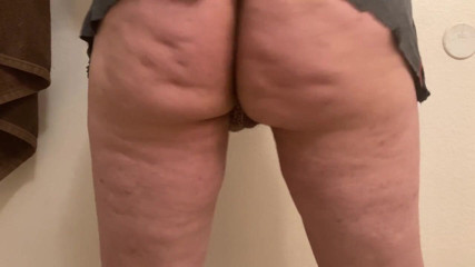 Jennysparkless: 巨大なお尻ニューハーフthiccdiccvers遊びとともに彼女のコックと巨大なお尻