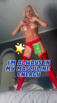 Sou a MILF Mais Gostosa? Mamãe Se Esforça Para Se Manter Em Forma Para Você