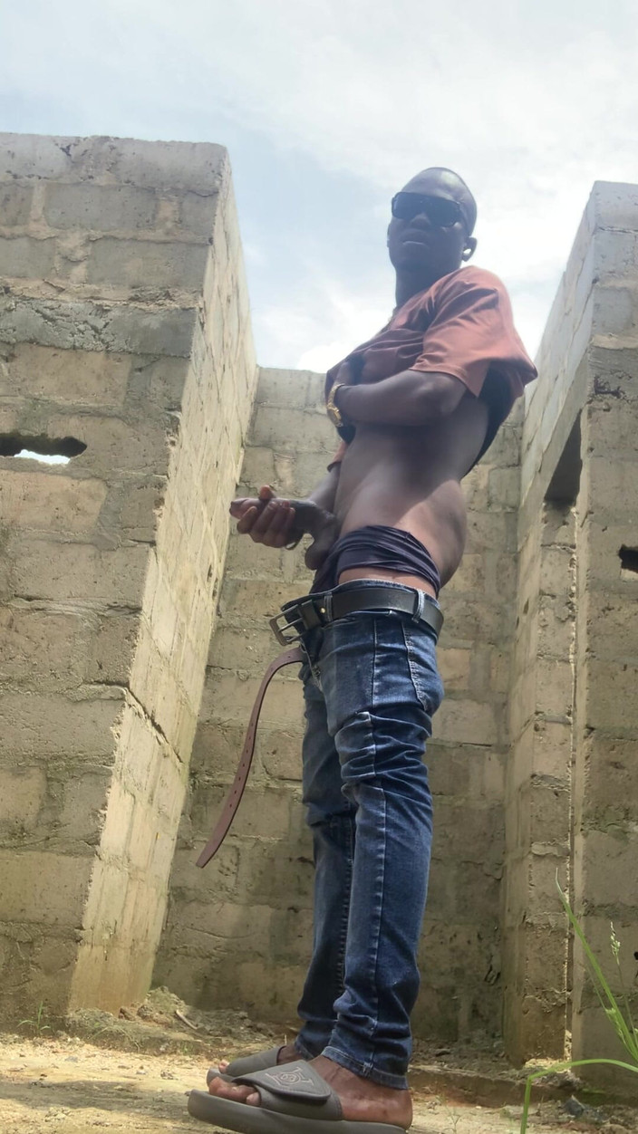 Dickass3x: Rápido en un edificio que no se puede construir bajo...