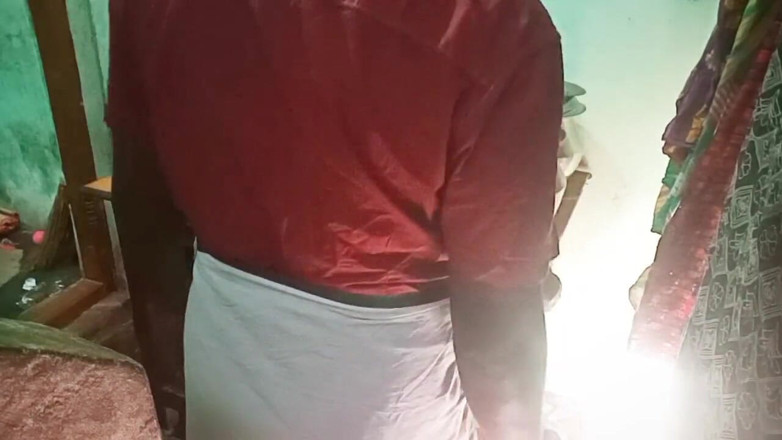 Priyanka314: Cô vợ Ấn Độ khi nấu ăn có một tình dục hasband