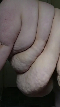 Ssbbw gigante barriga batendo palmas vídeo