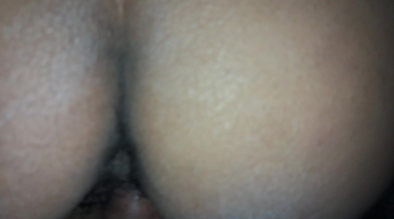 Sumaj: Young Indian Woman with Friend