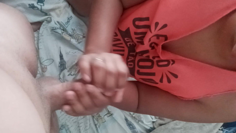 Jr and denies: ウマ・プンヘティーニャ・ゴストサ・ファランド・プタリア