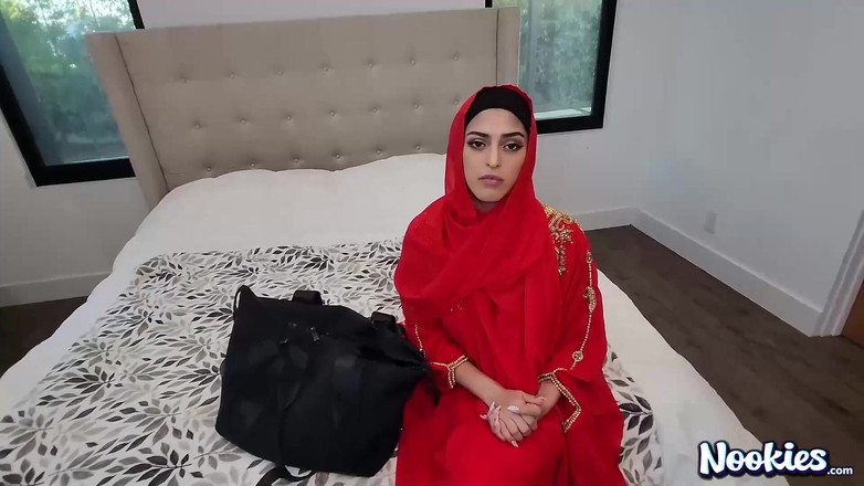 Nookies: Yang berhasil lolos - fantasi cewek seksi berhijab