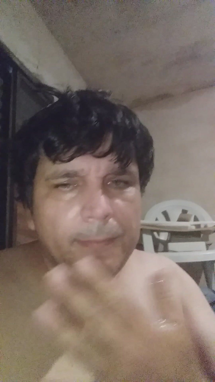 Claudio: Enchi Meu Rosto Com Esperma