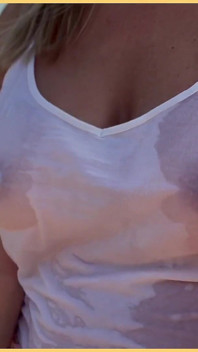 Wifey é incrível mostrando seu corpo perfeito em todos os lugares