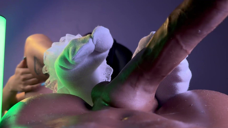 Elikink: Footjob dengan Tabi Saya
