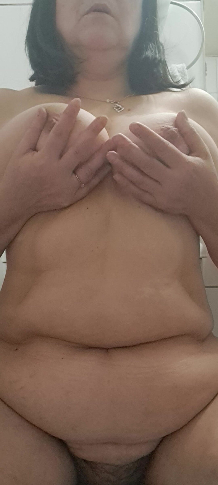 Mommy big hairy pussy: Cycki dojrzałej macochy