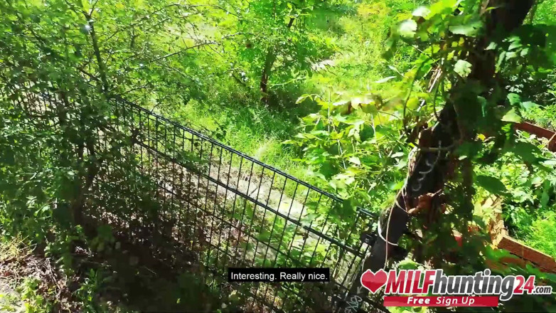 MILF Hunter 24: Una calda scopata all'aperto con Harleen van Hynten! MILfhunting24