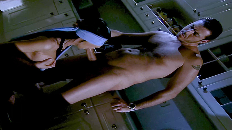 Luxury Erotic Studio: Umowa analna z zasłoniętymi oczami.