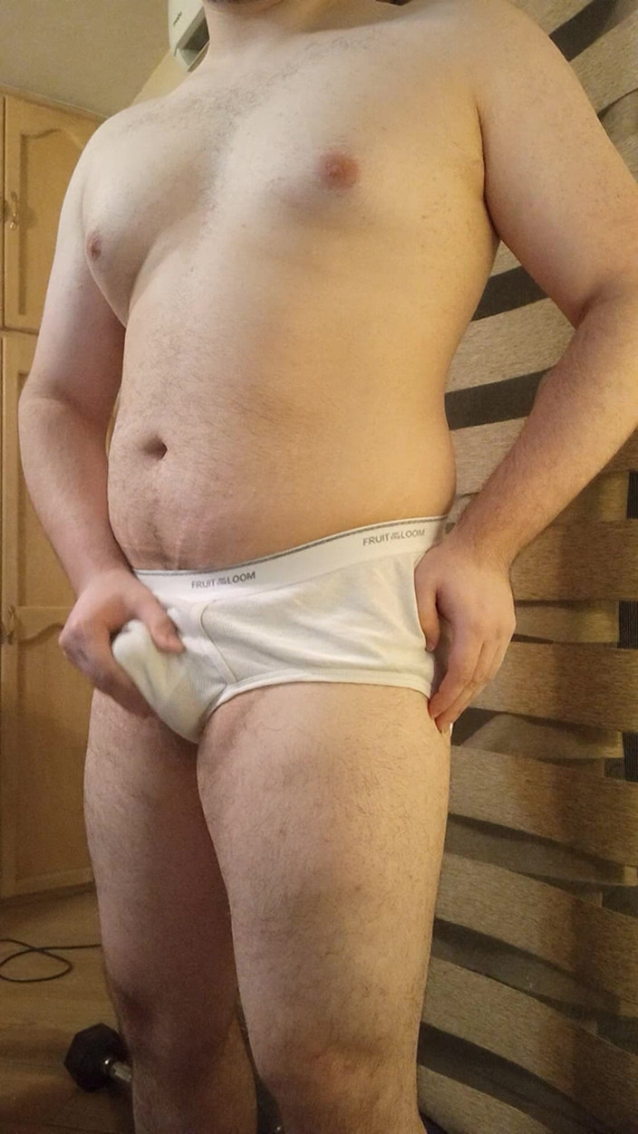 Himbo_Fox: Svalnatý hřebec zvedá činky