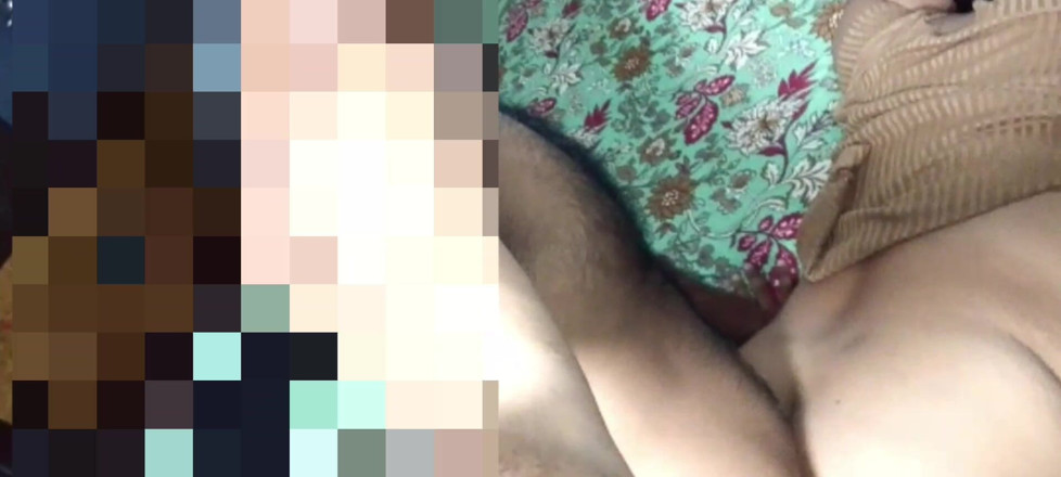 Abida sexy: Bal stuitert op swingende tieten, harde pik