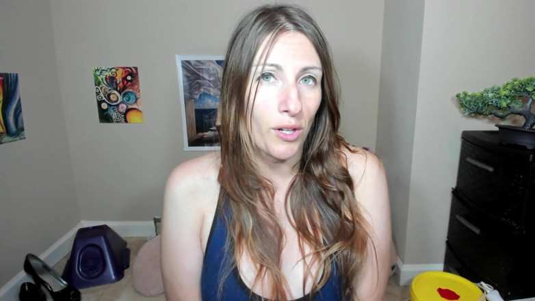 Victoria Lotus: Ben's Cock Rating 6 Out of 10