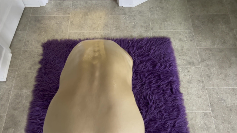 Wamgirlx: Spine fetish yoga - part 1