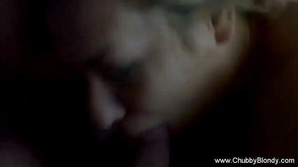Chubby Blondy: Skutečná amatérská holka v POV akci