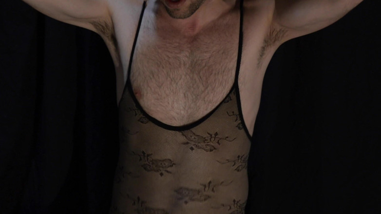 Cam Crest: Hot Crossdresser Dance