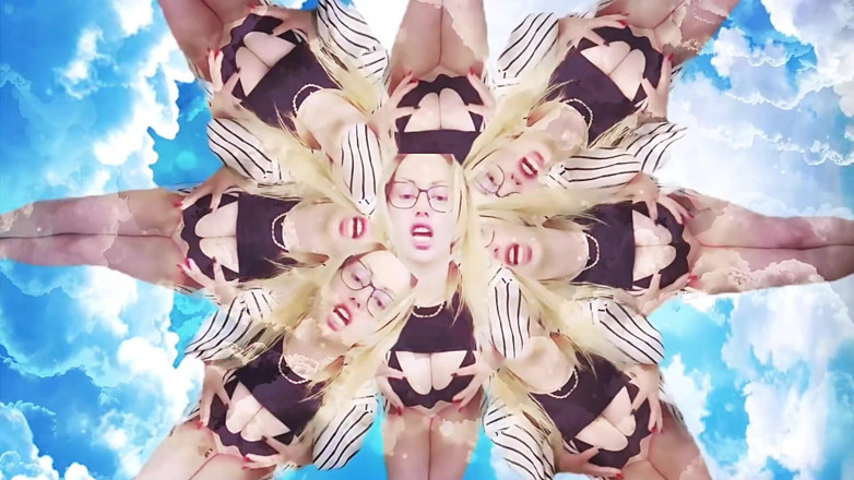 Goddess Misha Goldy: Jerkaholic in de hemel ontkend!
