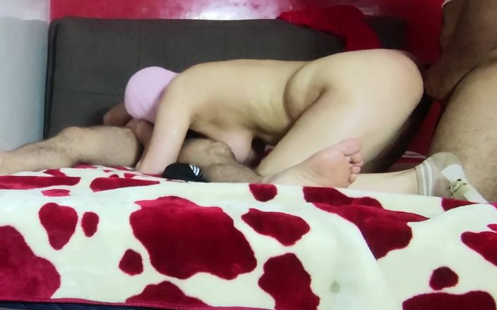 Gangbang Arabic: अरबी तीन लोगों की चुदाई