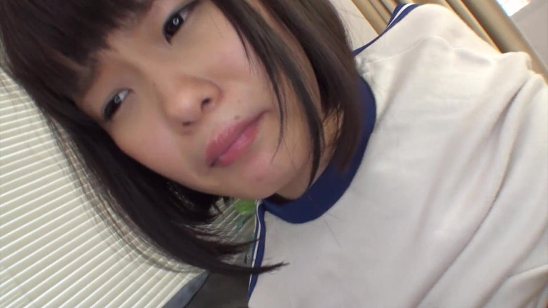 Watch Dirty Movies: Japonská teenagerka dostane obrovský creampie od svého nevlastního bratra!