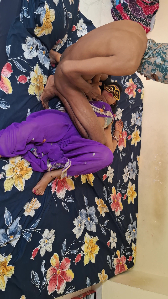 Altraxxx: Shabhyaata bhabhi ošukaná jejím přítelem