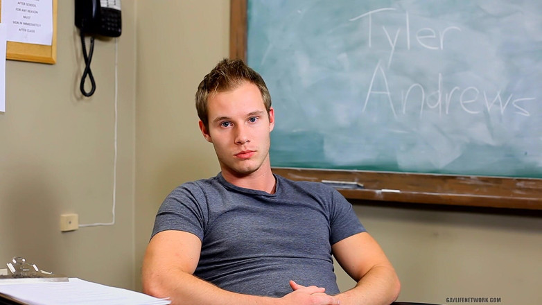 Teach Twinks: Frumosul Tyler se explică singur