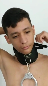 Des jouets de Catwoman espiègles avec un latino solitaire !