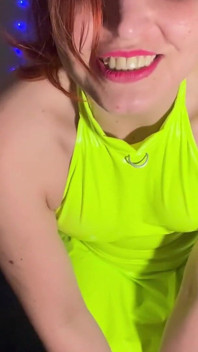 Dominacja plastikowej torby w lateksie minidress POV