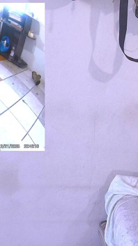 Velmi nadržený – pot, roztrhané spodní prádlo a moč