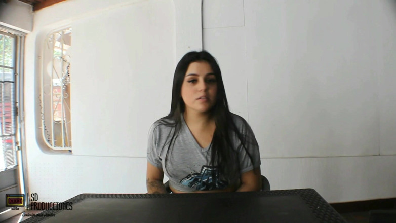 Megan Boobs: 女同性恋熟女梅根的丰富阴户的最佳自拍性爱