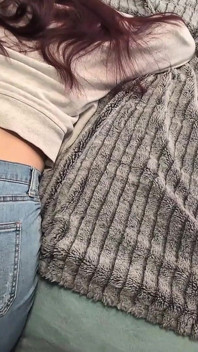 Moglie Americana Che Scuote Il Culo in Jeans