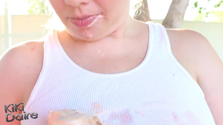 Kiki Daire MILFLand: Lepkavá pochoutka