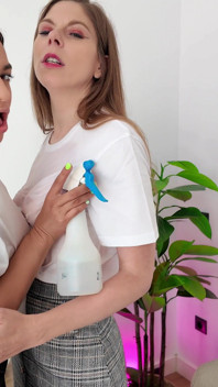 Ana Spears Alice Maze Adakah Awek Pejabat T-Shirt Basah Rabu
