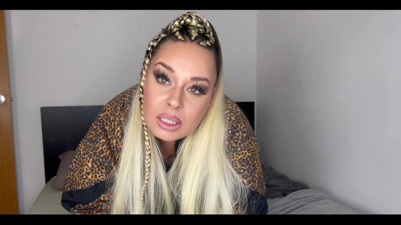 Anastasia Lux: Thực hiện video này tối nay nói cảm ơn u với...