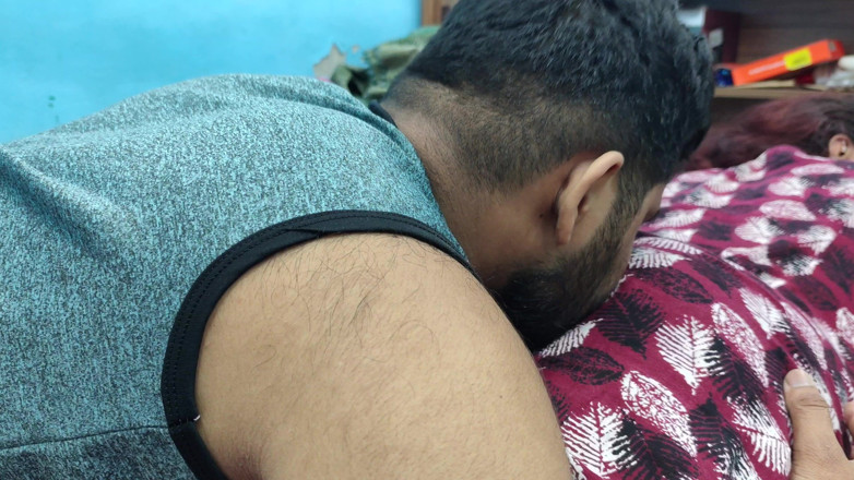 Vaigavarun45: Ass Kiss Romance, Malayali Girl Hot Ass Kiss with Romance...