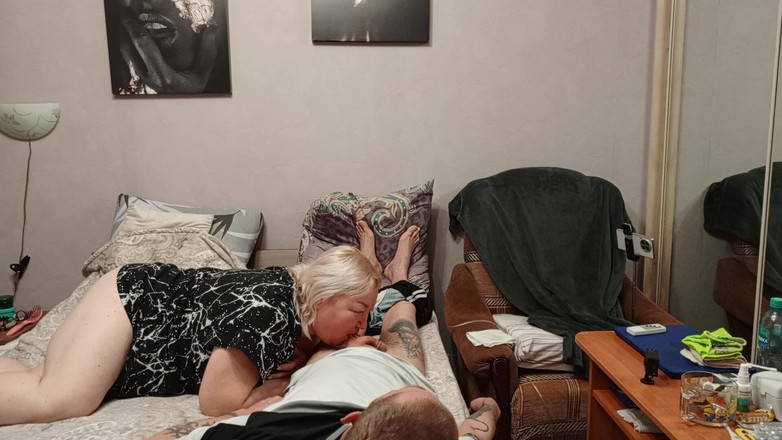 Zona901: Saya Mengisi mulut jiran saya dengan banyak air mani