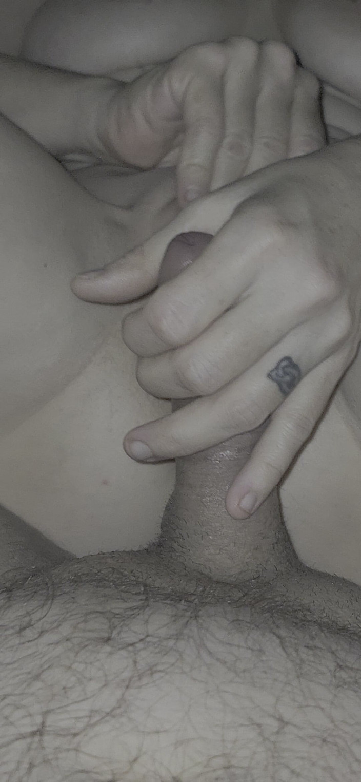 2nakedneighbors: Chůva chtěla péro za platbu