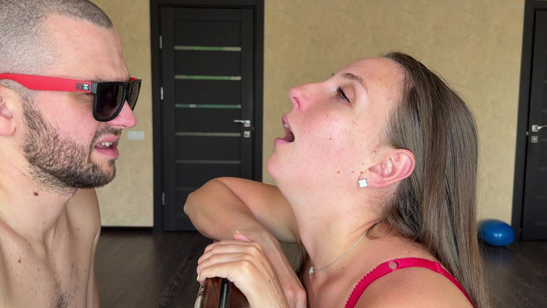 Hottie goddess: Snot Spray Queen: Malu Pria