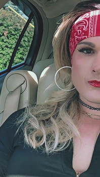 Kylie Babes Smoking Fetish Car Play