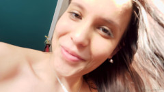 Immoral Live: Que el cuarto sea contigo - parte 2 - la polla de dinosaurio...