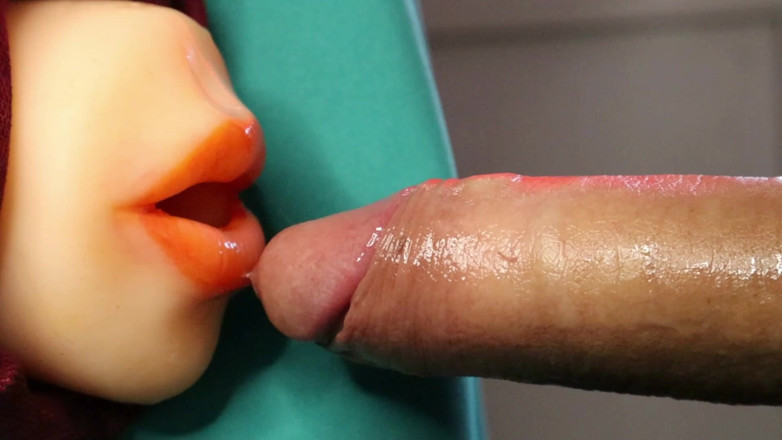 SEXY_GUYBEST: Рясно кінчаю на пишні ніжні губи, це найкраще смоктання члена в світі