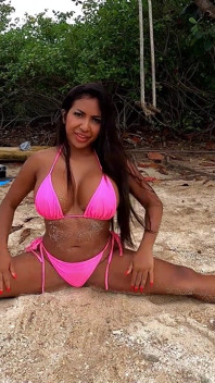 Uncut - Big Tits Thai Bombshell Gets Picked up on The Beach - Behind the Scenes